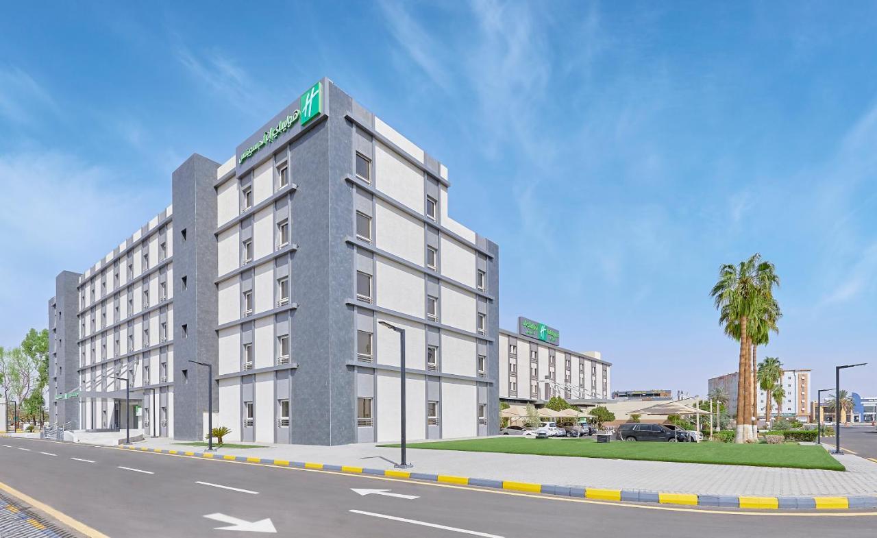 Holiday Inn Tabuk By Ihg Exterior photo
