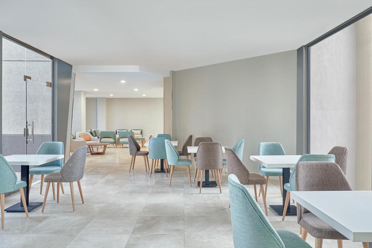 Holiday Inn Tabuk By Ihg Exterior photo